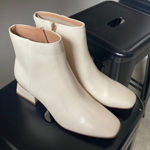Sam Edelman Cream Ankle Bootie